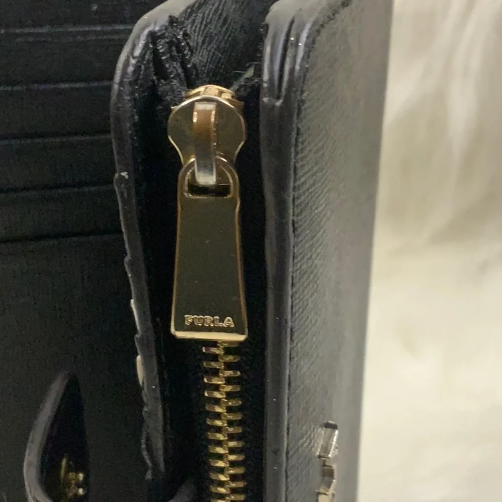 Furla Camelia Black Women's Wallet (NWOT) - Picture 9 of 17